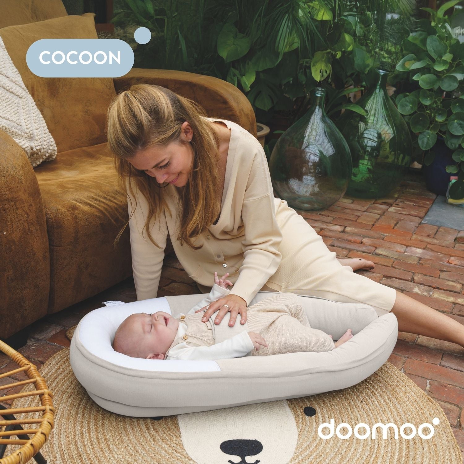 doomoo-cocoon-babynest-leopard-cream-verstellbar-baumwolle image 2