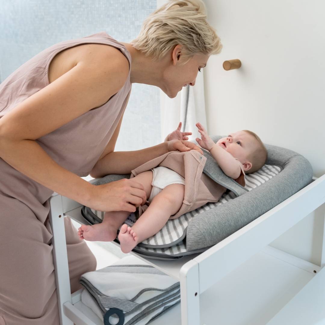 doomoo-cosy-care-wickelauflage-baumwolle-mit-gurt image 4