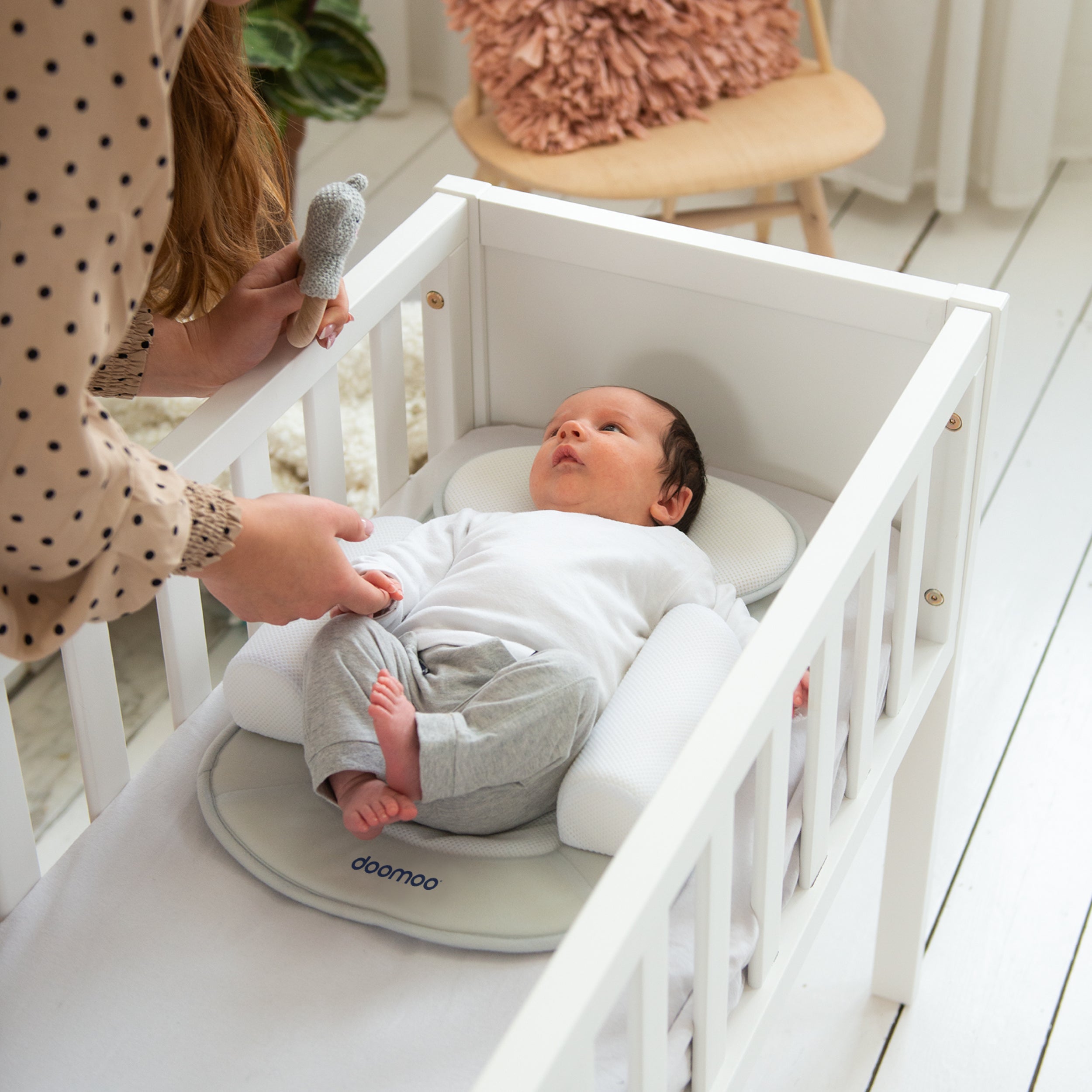 doomoo-multi-sleep-babyschlafpositionierer-mit-kopfkissen image 4