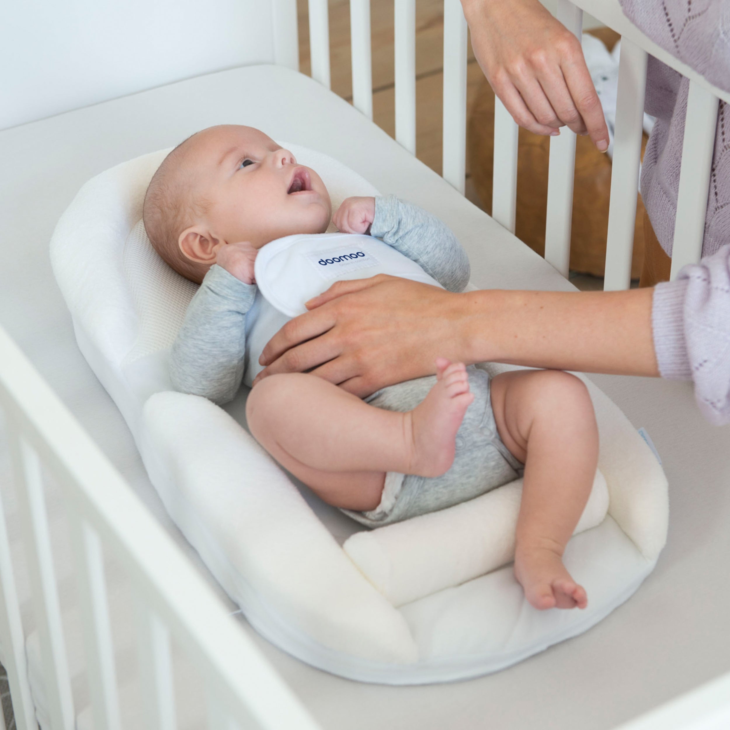 doomoo-supreme-sleep-plus-babynest-geneigtes-lagerungskissen-7 image 2